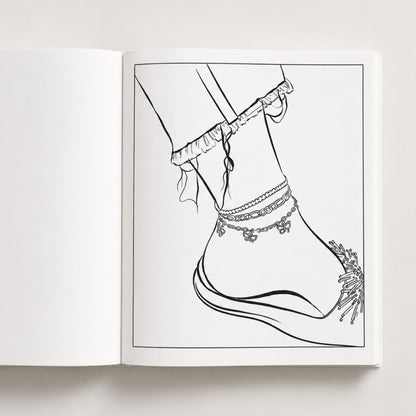 A Fashion Accessories Coloring Book: Relax and Unwind